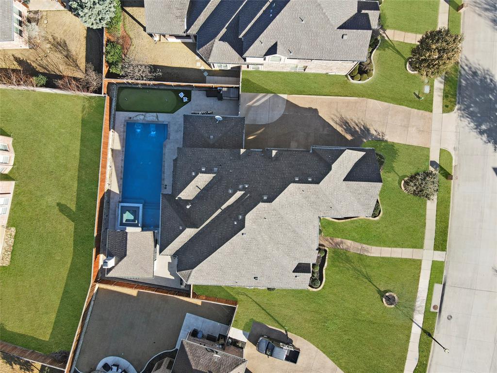 2816 Mona Vale Road Trophy Club, TX 76262 - Photo 38 of 40 an aerial view of a house with a garden