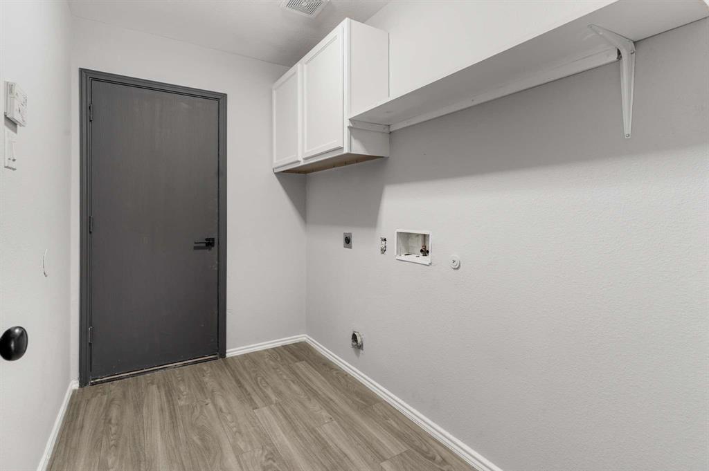 4529 Martingale View Lane Fort Worth, TX 76244 - Photo 12 of 38 a view of small space