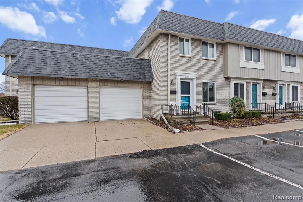 4330 15 Mile Road Sterling Heights, MI 48310 - Photo 2 of 21
