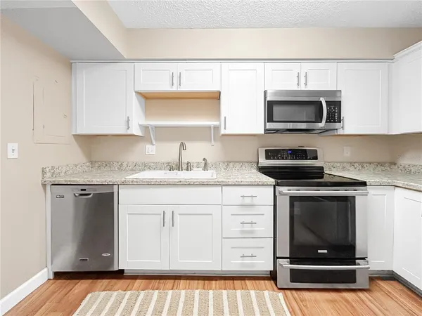 $2,500 | 50 Harbor View Lane, Unit 23, Belleair Bluffs, FL 33770
