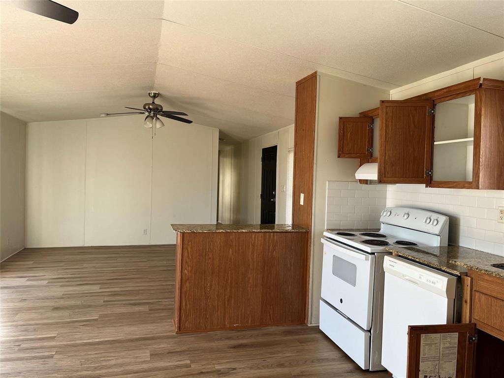 8514 County Road 623 Blue Ridge, TX 75424 - Photo 5 of 16