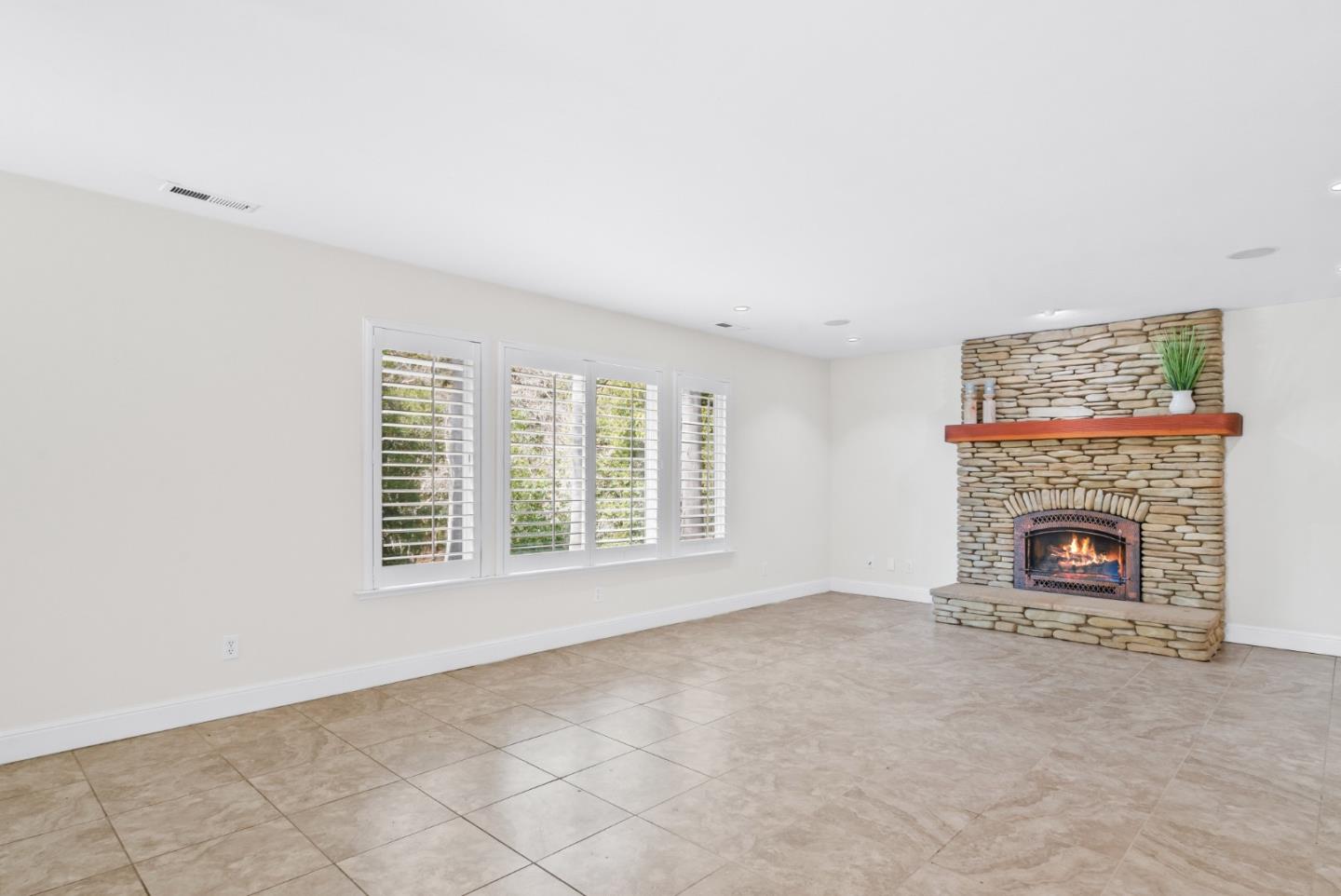 3373 Allred Lane Soquel, CA 95073 - Photo 3 of 31