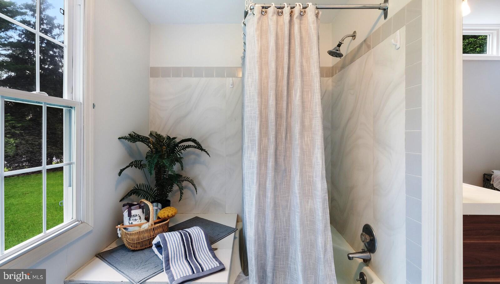 526 Cedar Hill Road Ambler, PA 19002 - Photo 27 of 37 Main Bath Shower with Laundry Shoot