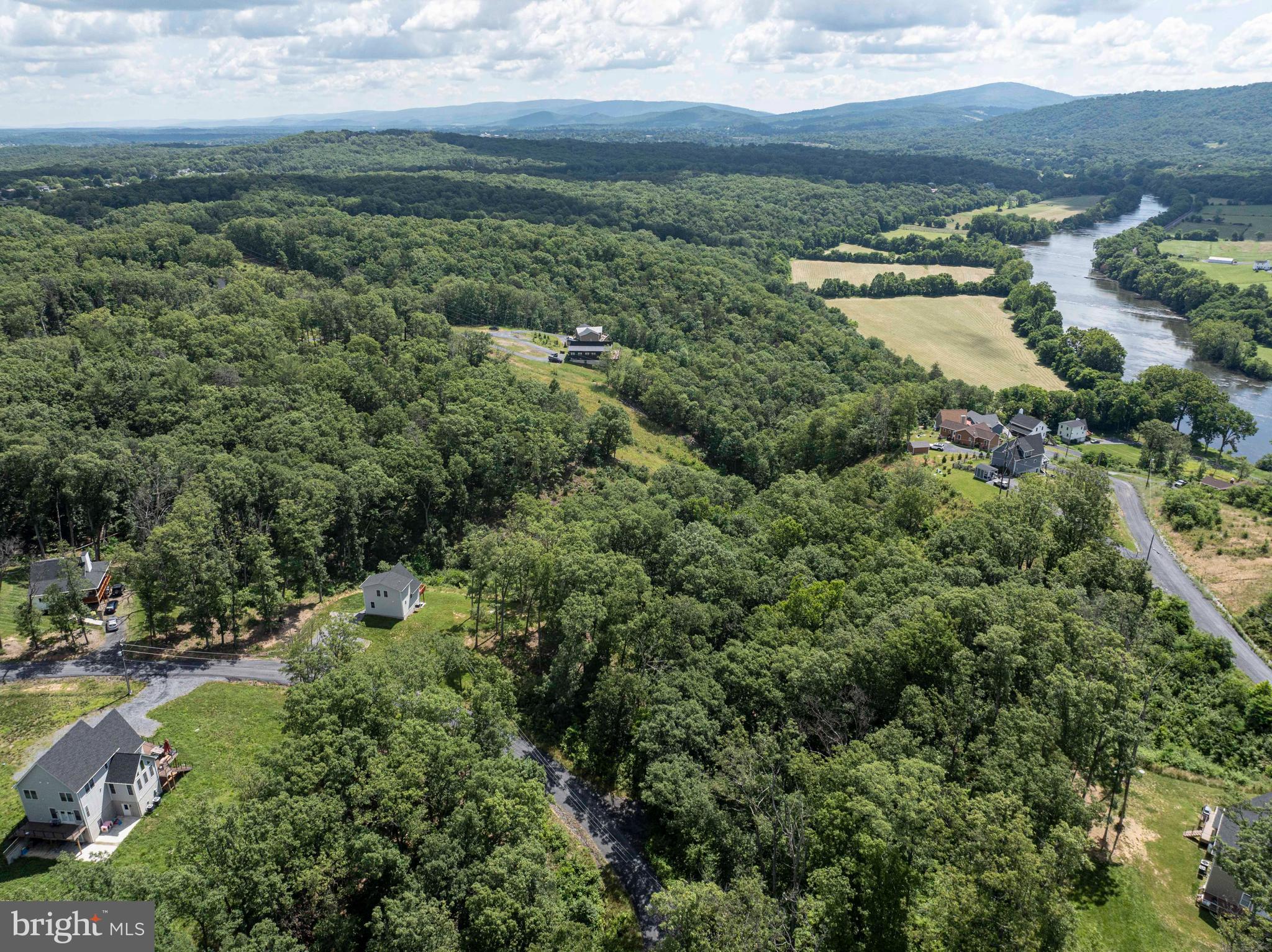 283 Sunset Village Road Front Royal, VA 22630 - Photo 8 of 56