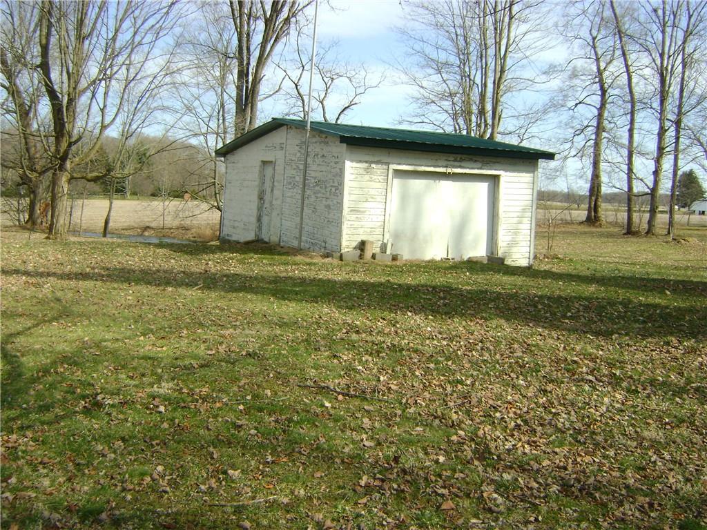 114 Royal Road Jamestown, PA 16134 - Photo 3 of 18 Gallery Image 3