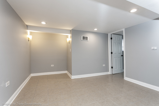 447 West 81st Street, Unit G Chicago, IL 60620 - Photo 7 of 20 a view of an empty room