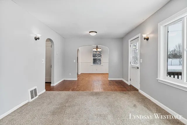 $180,000 | 2059 West County Farm Road, Sheridan, MI 48884