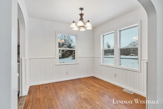 $180,000 | 2059 West County Farm Road, Sheridan, MI 48884