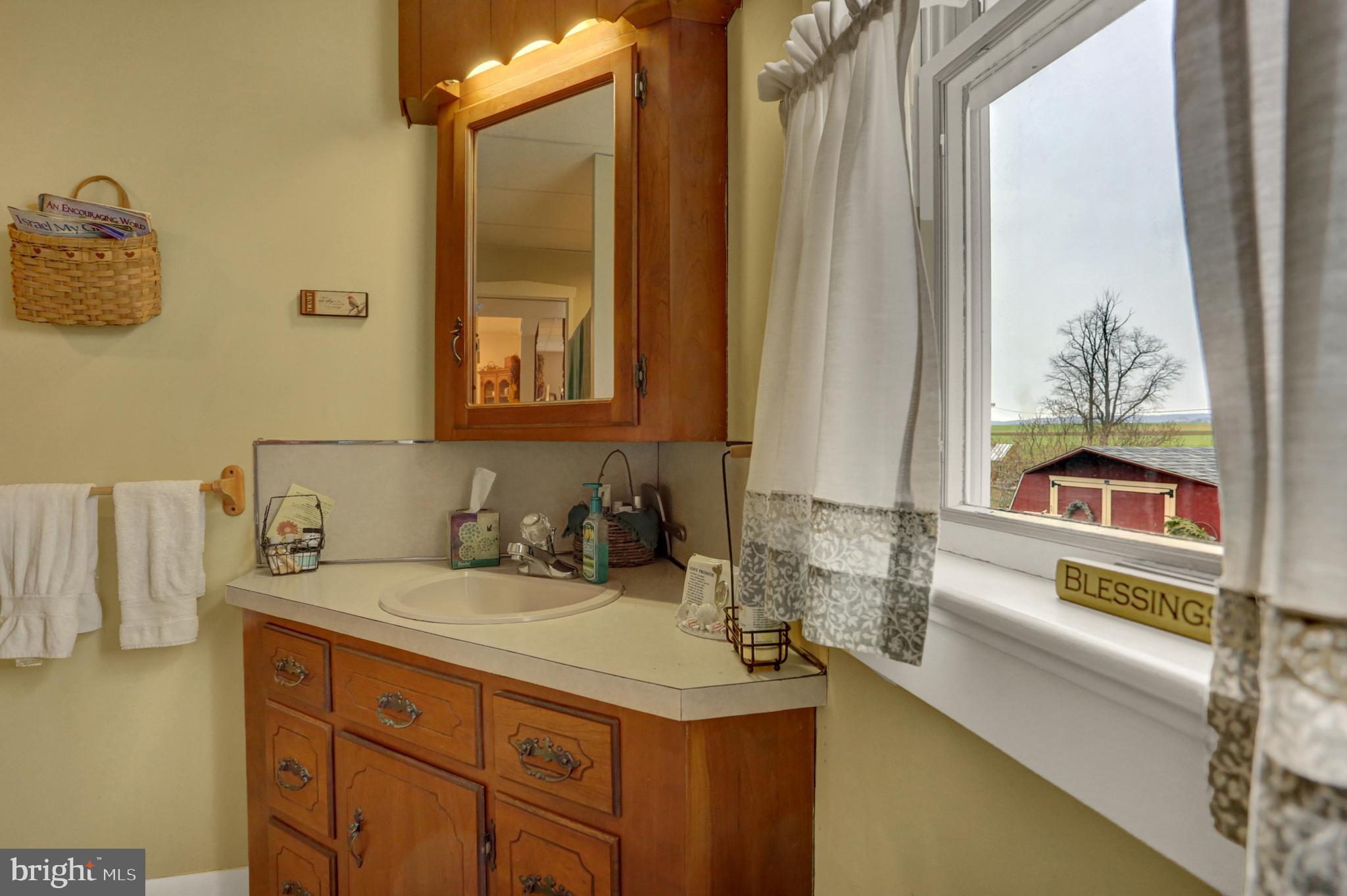 273 Springville Road New Holland, PA 17557 - Photo 15 of 84