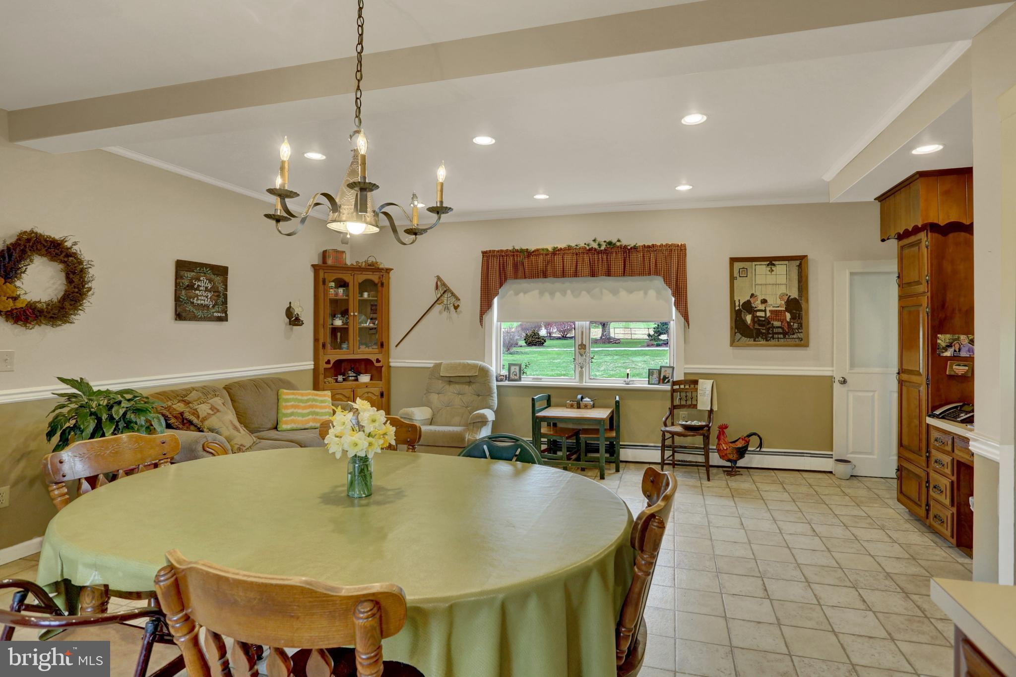 273 Springville Road New Holland, PA 17557 - Photo 7 of 84
