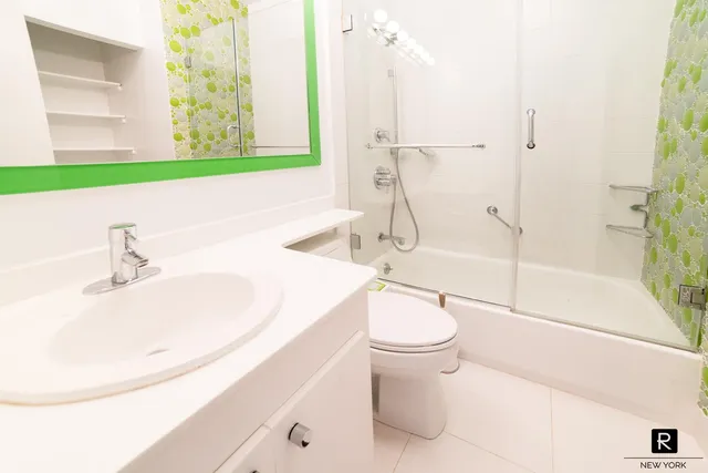 $1,795,000 | 525 East 80th Street, Unit 7D | Upper East Side