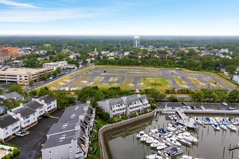 $819,000 | 206 Harbour Cove, Unit 206, Somers Point, NJ 08244
