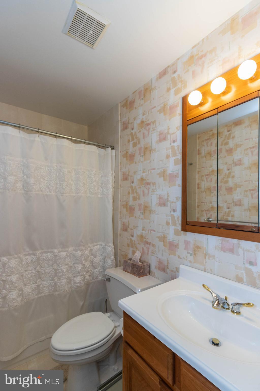 210 Wells Lane Springfield, PA 19064 - Photo 21 of 27 Gallery Image 21