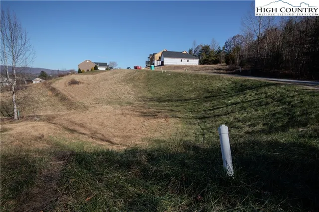 $49,000 | 406 Huntington Woods Drive North, Lenoir, NC 28645