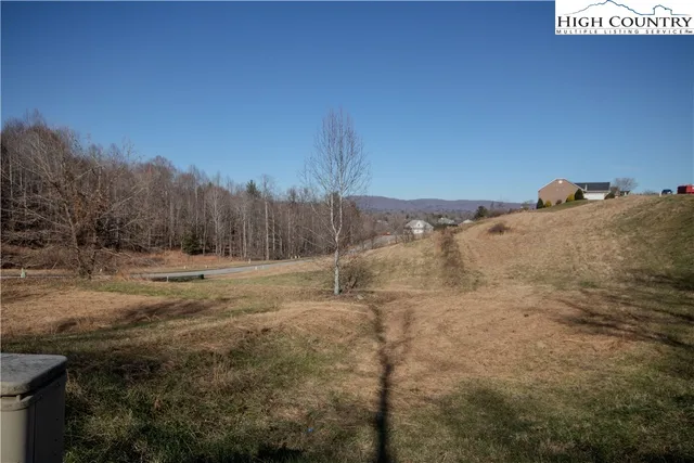 $49,000 | 406 Huntington Woods Drive North, Lenoir, NC 28645