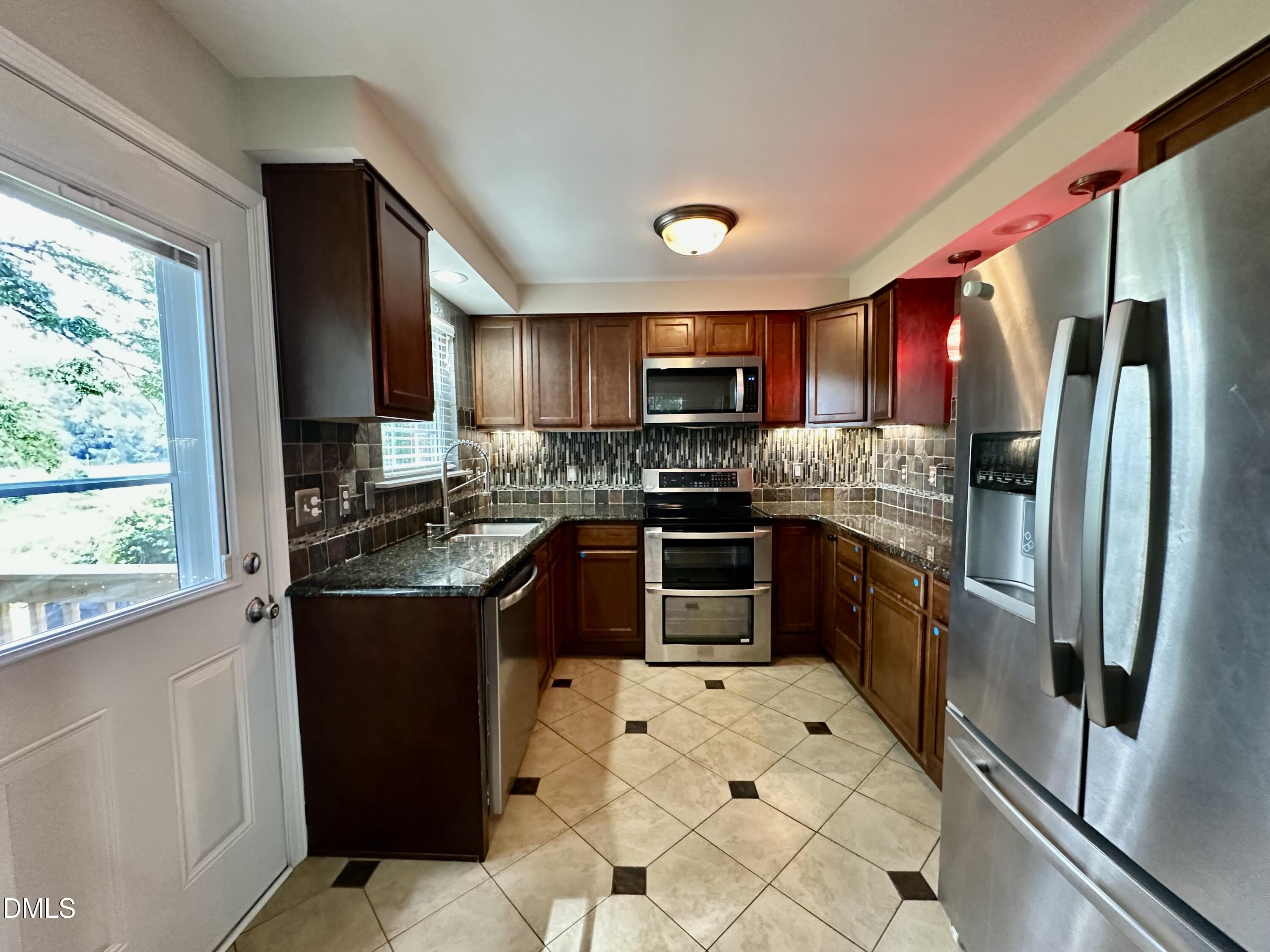 2725 Newbold Street Raleigh, NC 27603 - Photo 10 of 19