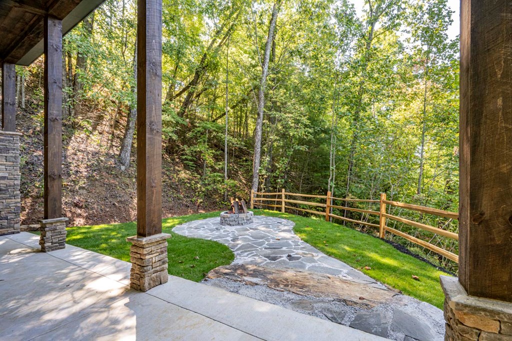 1241 Mountain Tops Road Blue Ridge, GA 30513 - Photo 13 of 31 Gallery Image 13