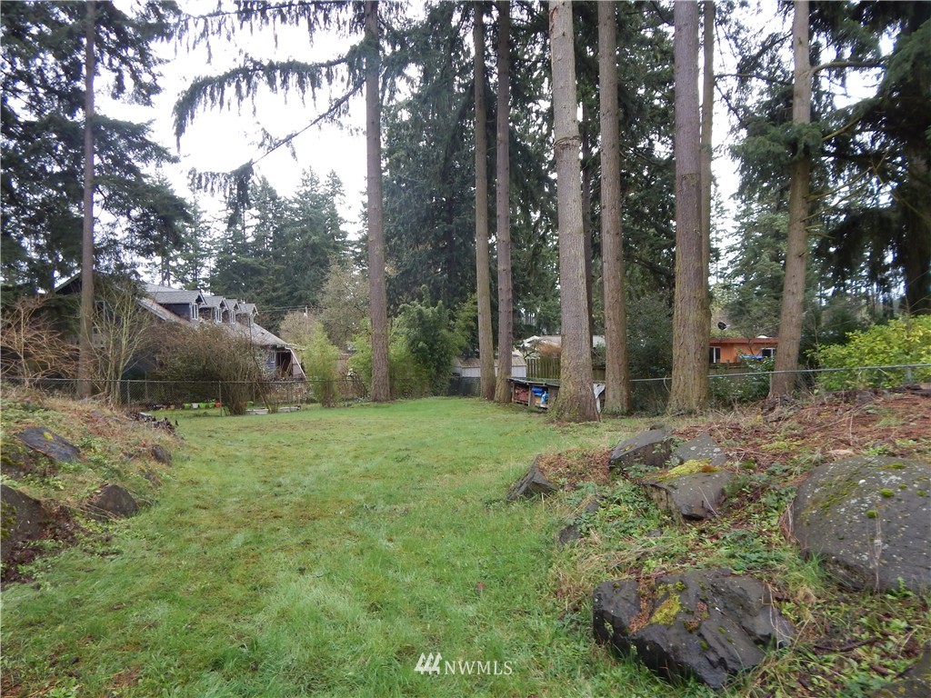 17902 91st Place Northeast Bothell, WA 98011 - Photo 9 of 12 Gallery Image 9