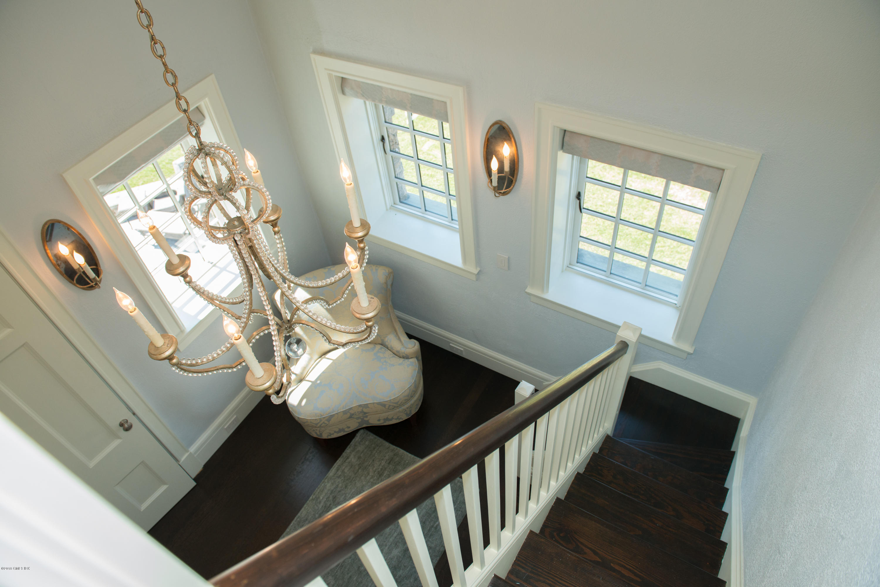 47 Carriglea Drive Riverside, CT 06878 - Photo 21 of 49 a view of entryway and bedroom with windows