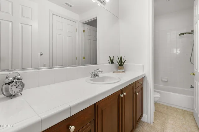 $2,099,000 | 5358 Calarosa Ranch Road, Camarillo, CA 93012