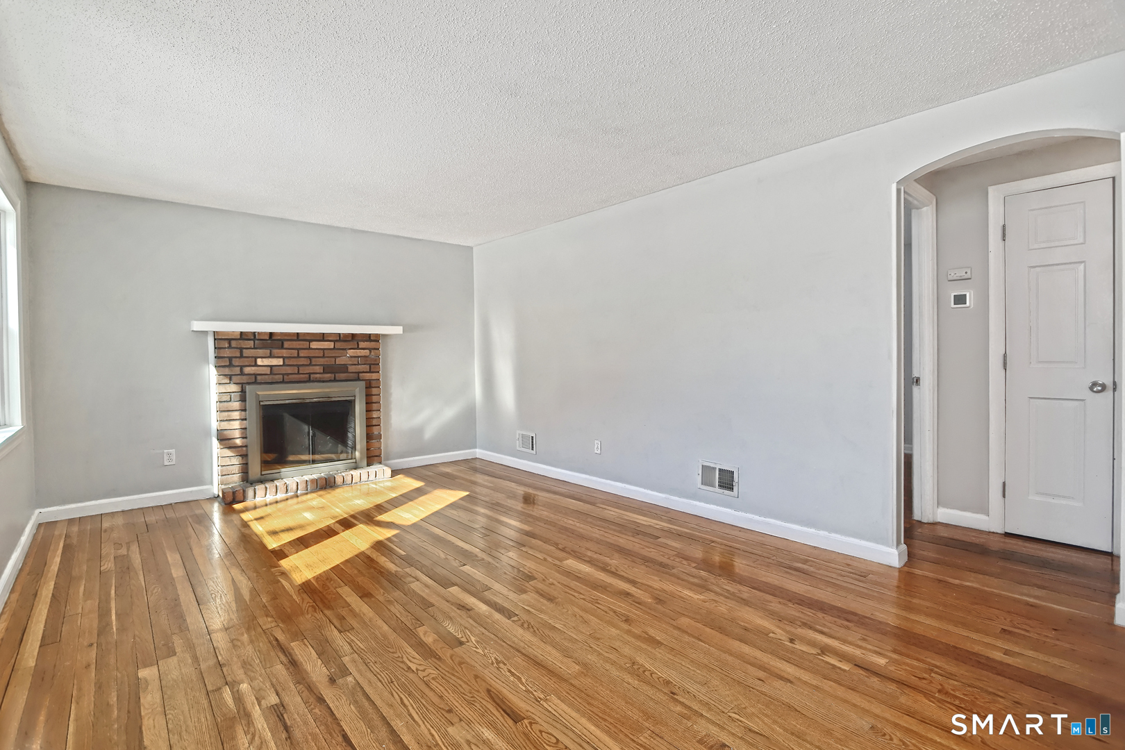 10 Hemingway Road North Haven, CT 06473 - Photo 13 of 38