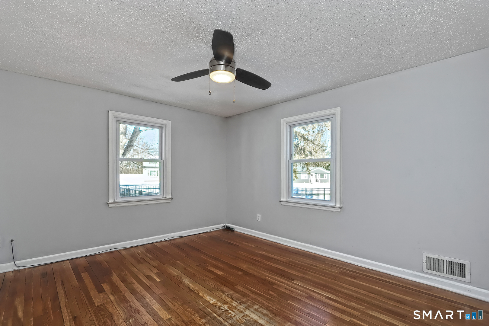 10 Hemingway Road North Haven, CT 06473 - Photo 17 of 38 Main floor bedroom
