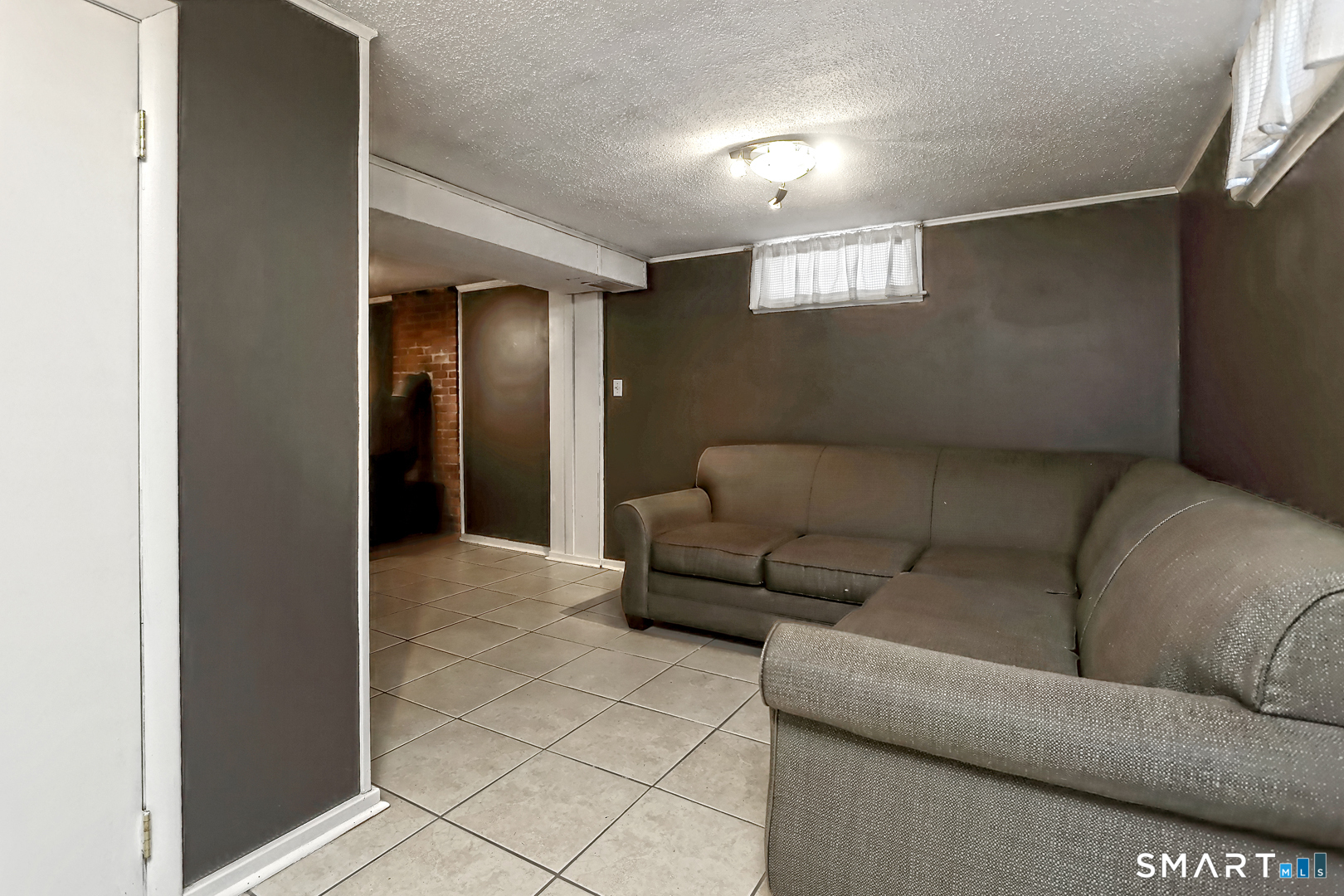 10 Hemingway Road North Haven, CT 06473 - Photo 32 of 38 Flex space in lower level could be office or playroom