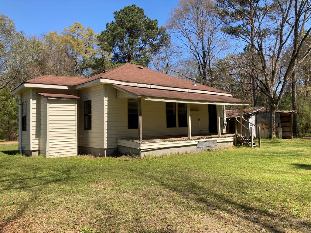 313 Ridge Road Castleberry, AL 36432 - Photo 4 of 35