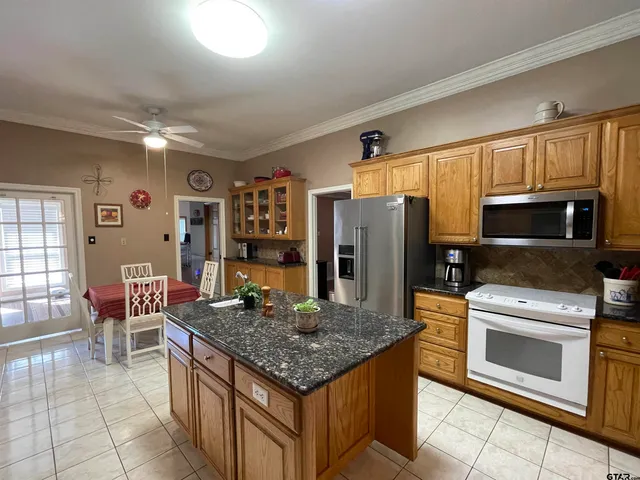 $560,000 | 3617 Flagstone Drive, Tyler, TX 75707