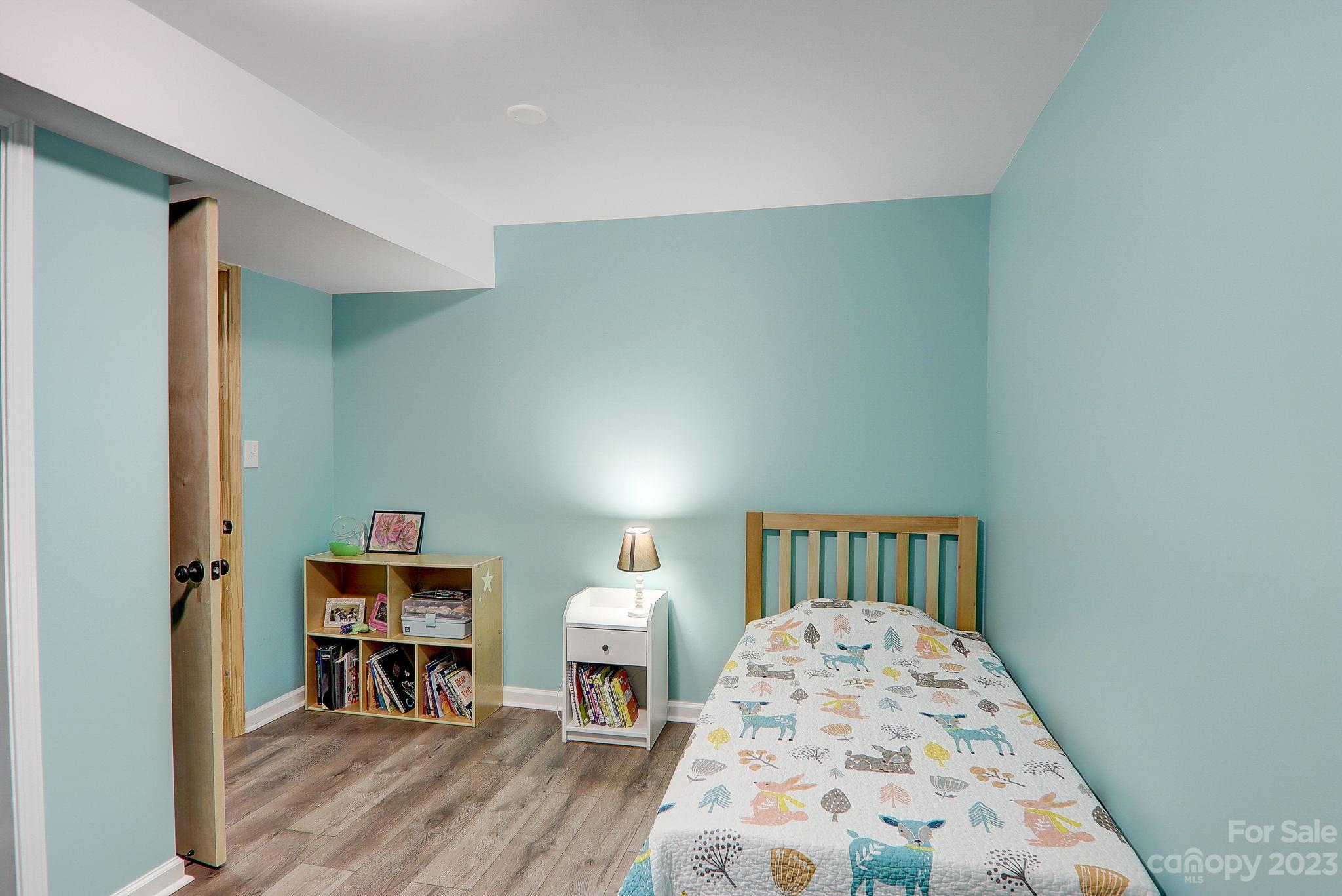 4155 Turnpike Road Horse Shoe, NC 28742 - Photo 27 of 41 a view of a livingroom with furniture