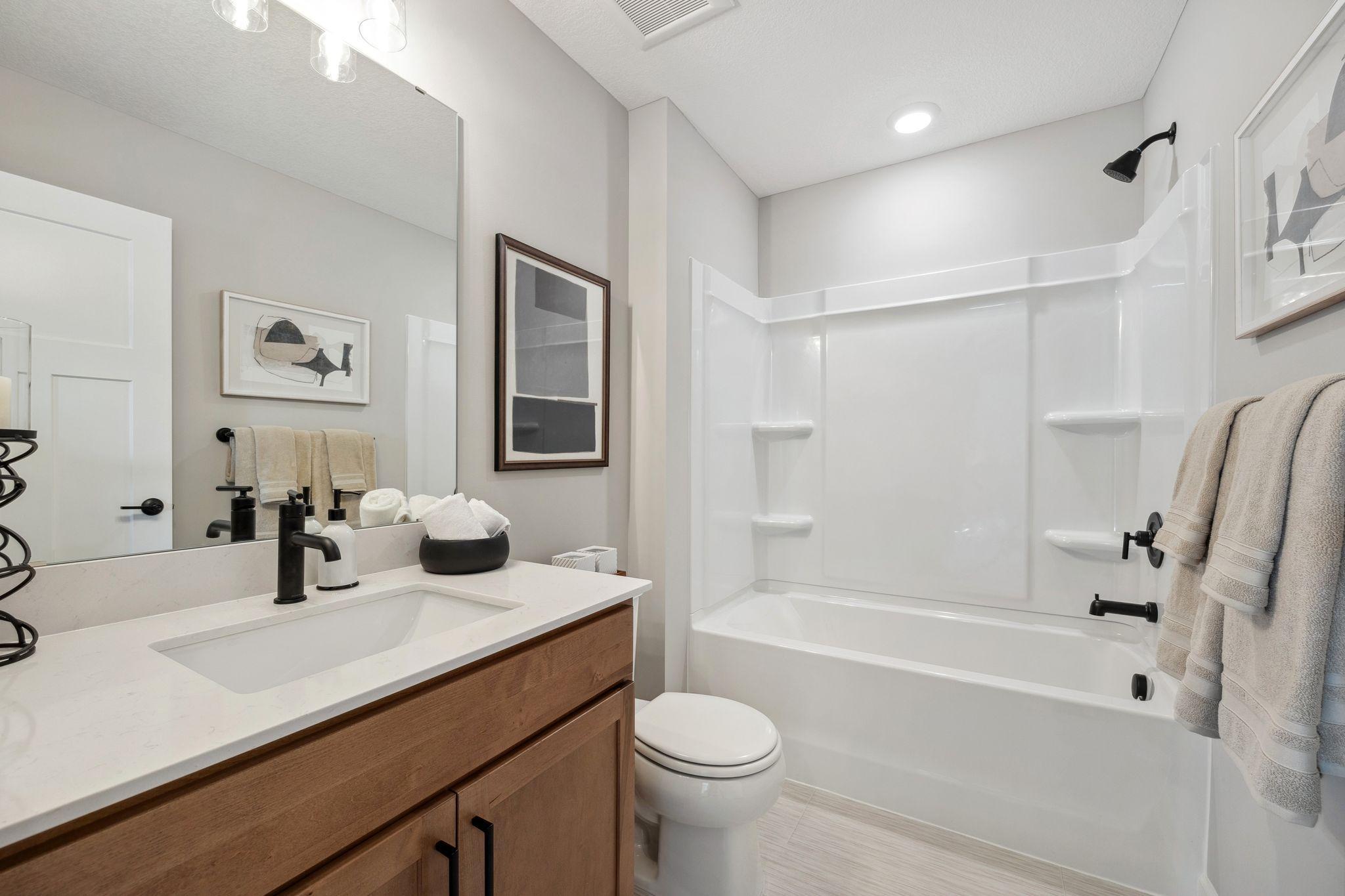 1531 Traverse Lane St. Paul, MN 55118 - Photo 11 of 12