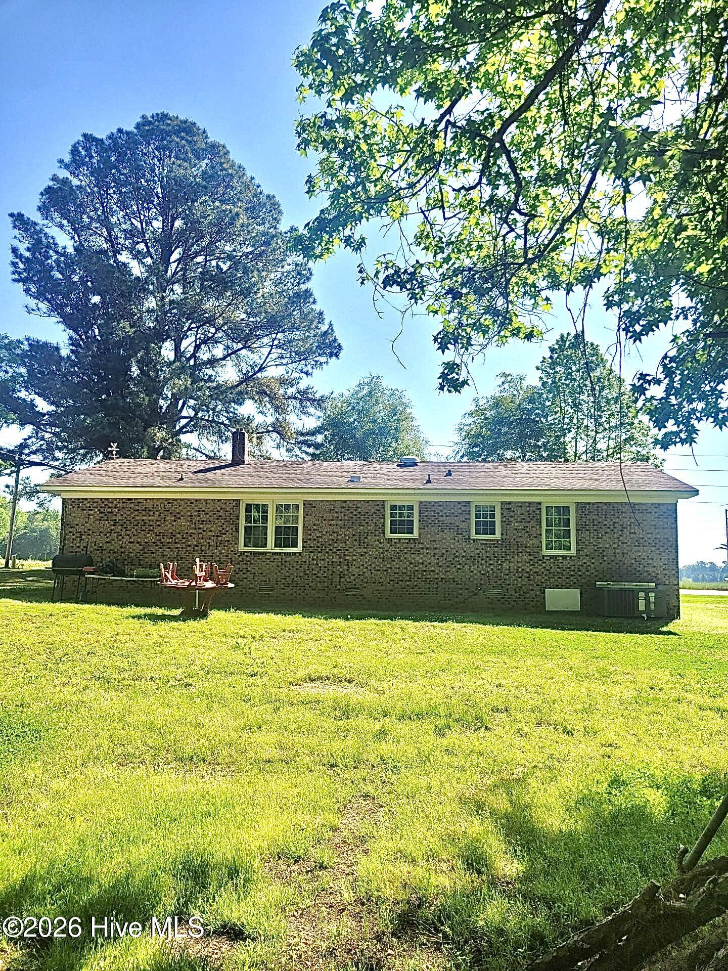 1620 Hallsboro Road Clarkton, NC 28433 - Photo 11 of 22 123_1 (1)