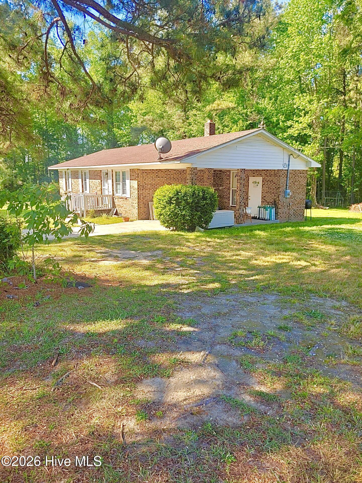 1620 Hallsboro Road Clarkton, NC 28433 - Photo 12 of 22 123_1 (2)