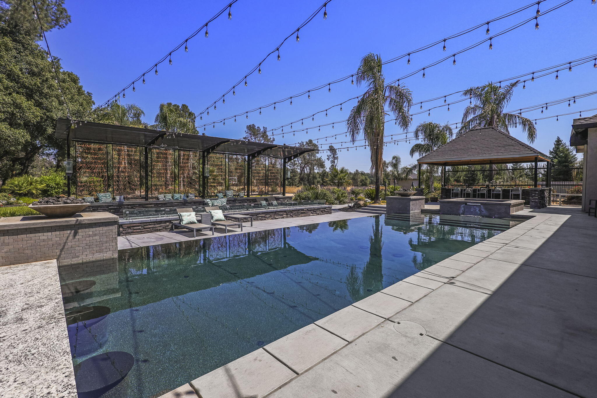 19580 Mockingbird Lane Redding, CA 96002 - Photo 28 of 72 61-web-or-mls-CAMA1284