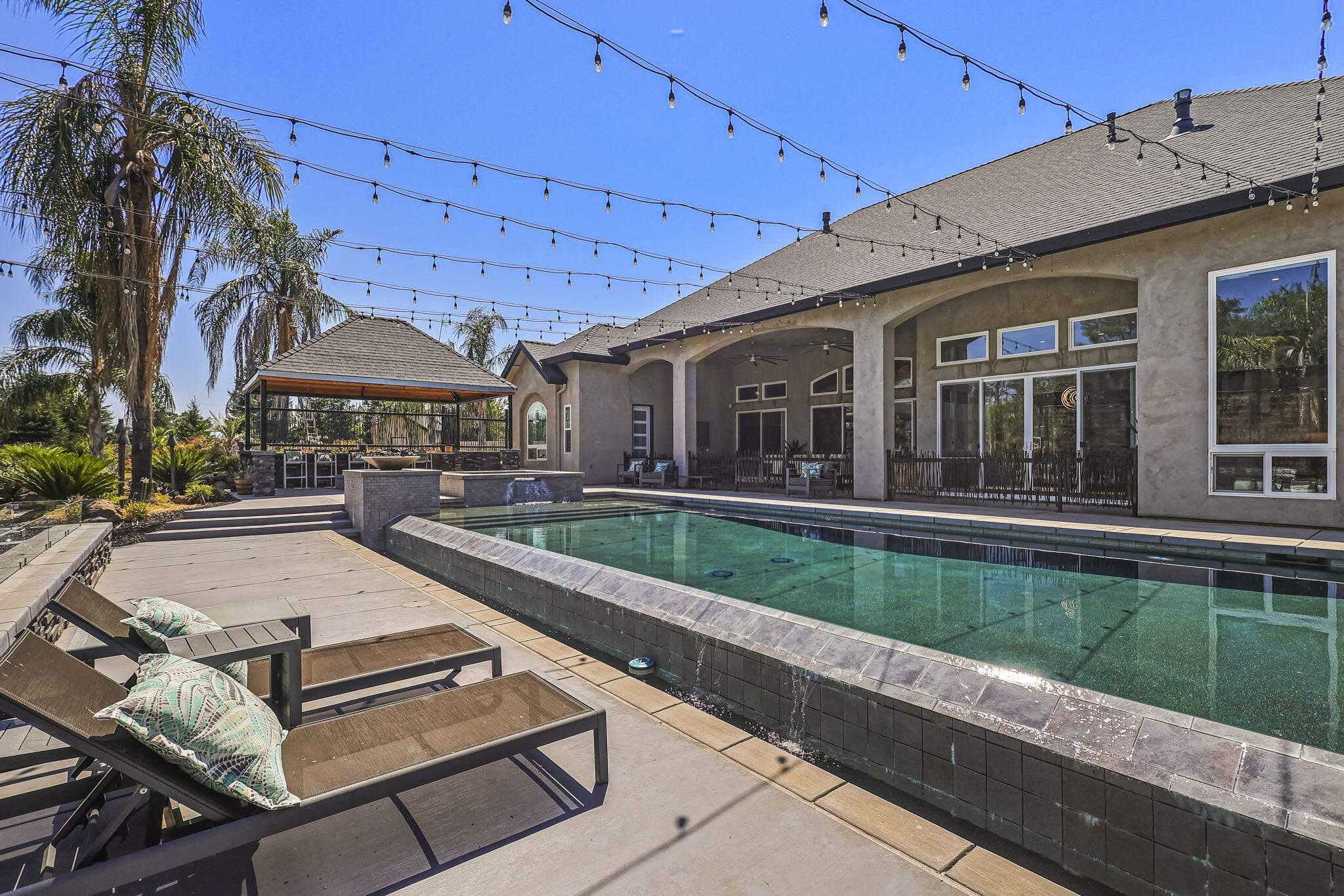 19580 Mockingbird Lane Redding, CA 96002 - Photo 29 of 72 72-web-or-mls-CAMA1339