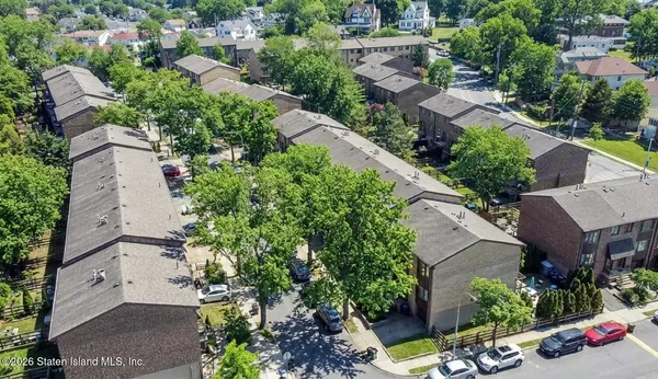 $744,999 | 116 Dogwood Lane | Grasmere