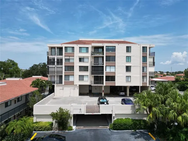 $359,900 | 6219 Palma Del Mar Boulevard South, Unit 504, St. Petersburg, FL 33715