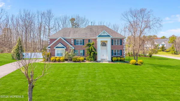 $949,900 | 12 Fox Hollow Drive, Jackson, NJ 08527