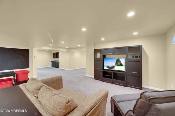 $949,900 | 12 Fox Hollow Drive, Jackson, NJ 08527