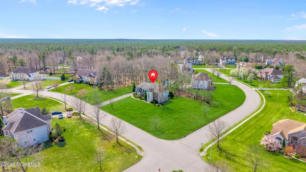 $949,900 | 12 Fox Hollow Drive, Jackson, NJ 08527