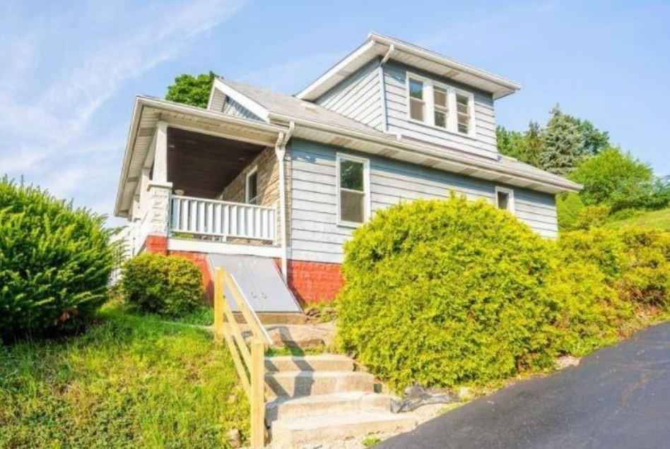 16 Woodland Road Ambridge, PA 15003 - Photo 3 of 19 Gallery Image 3