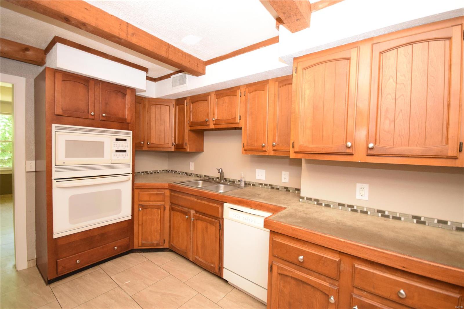 4331 Bohm School Road Edwardsville, IL 62025 - Photo 8 of 27 Gallery Image 8