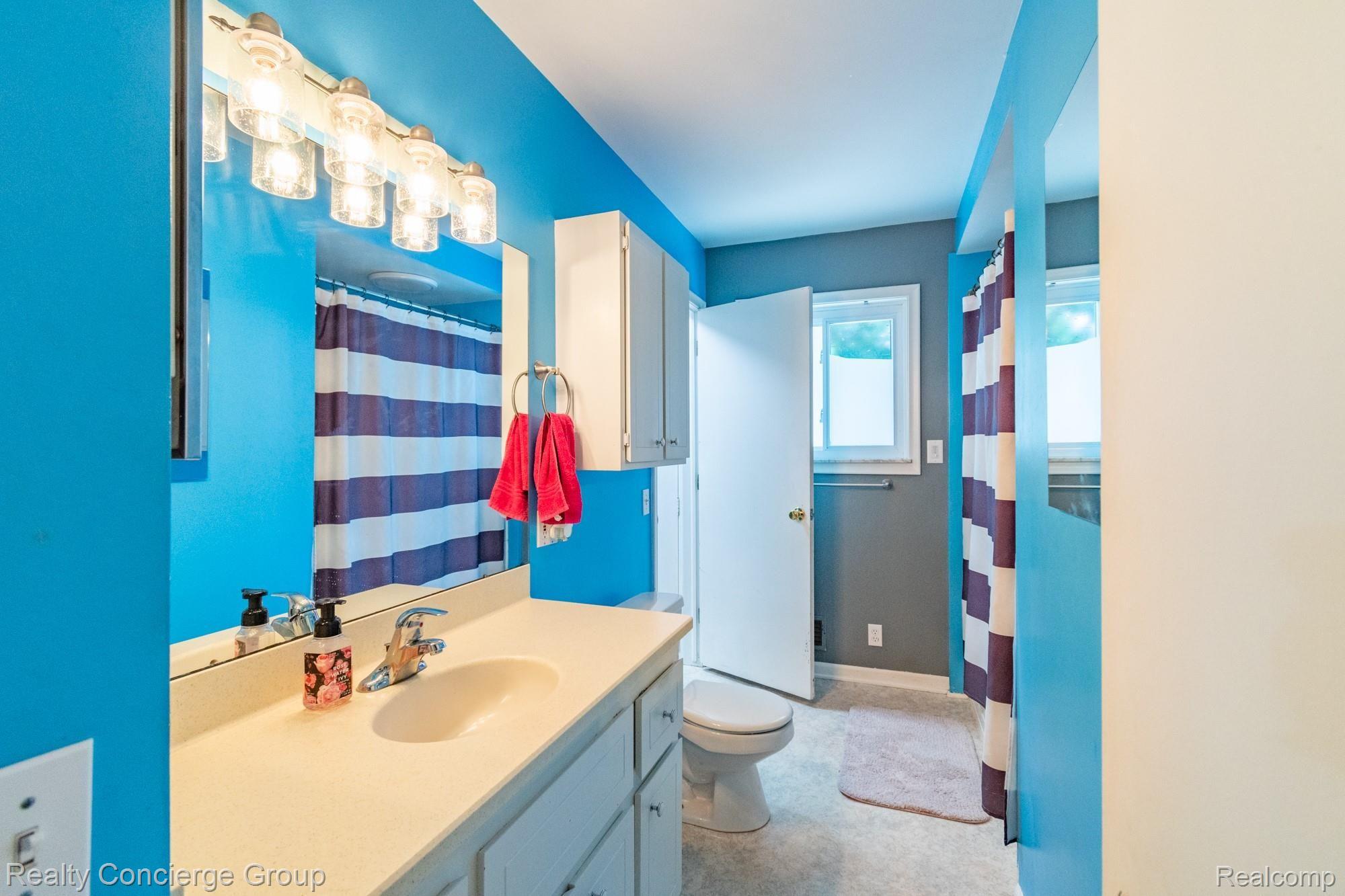 289 Ruppert Street Commerce Township, MI 48382 - Photo 12 of 36 Ruppert-118.jpg