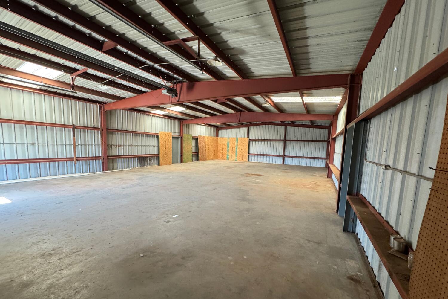 453 County Road 27 Muleshoe, TX 79347 - Photo 31 of 32 Shop Interior