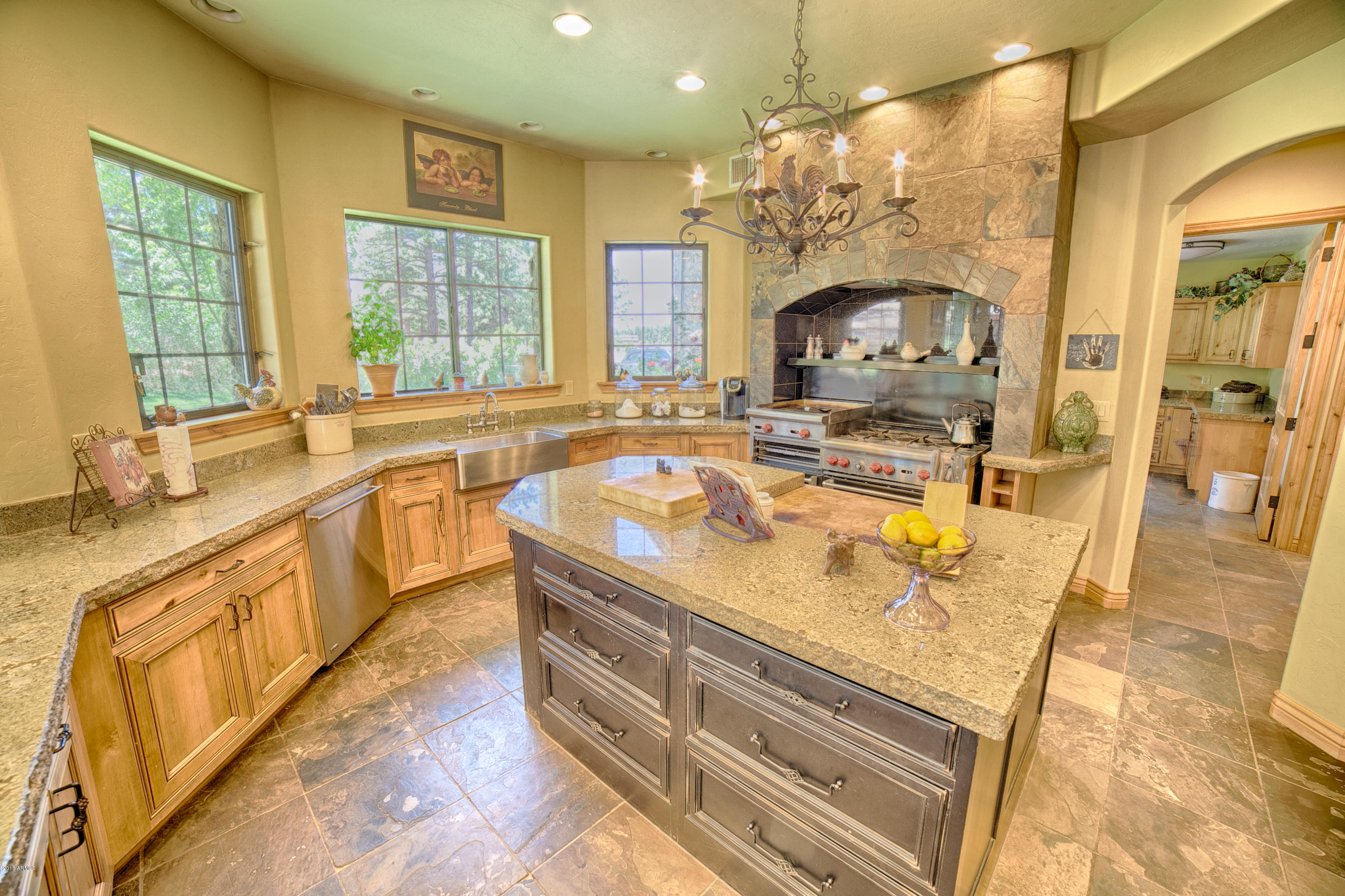 889 Neal Road Show Low, AZ 85901 - Photo 6 of 85 Kitchen 1