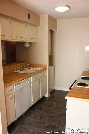 $95,000 | 3843 Barrington, Unit 219E, San Antonio, TX 78217