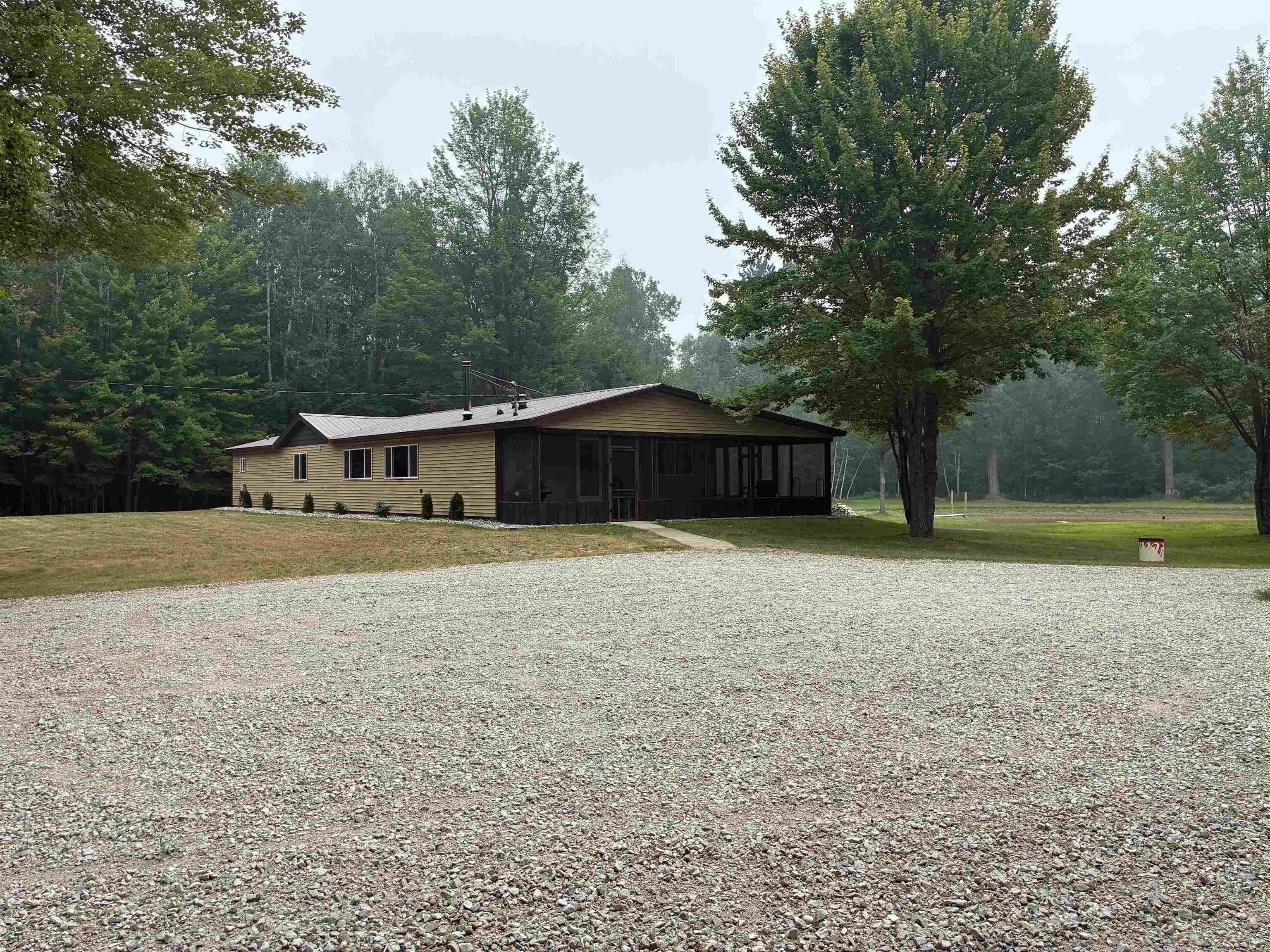 1871 West Youngs Road Gladwin, MI 48624 - Photo 1 of 77