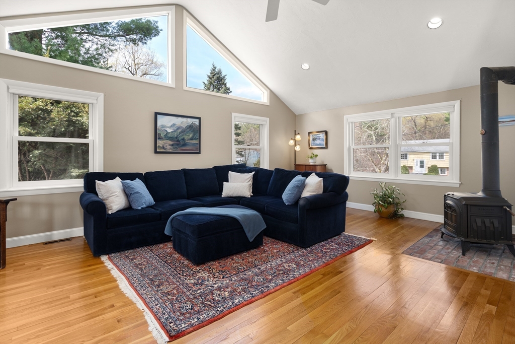 23 Alta Road Sudbury, MA 01776 - Photo 4 of 38