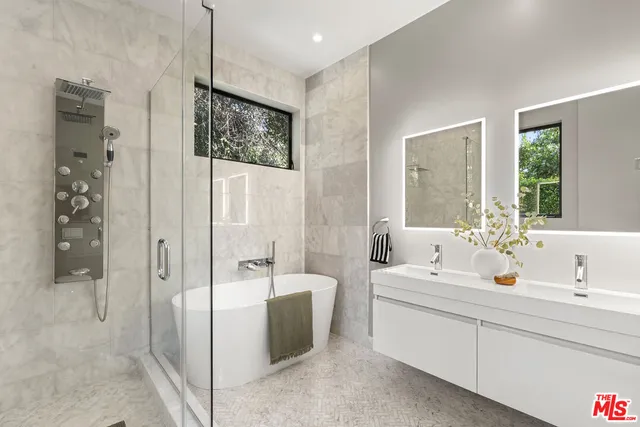 $2,495,000 | 9782 Oak Pass Road, Beverly Hills, CA 90210