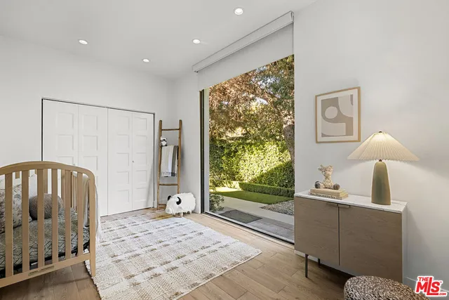 $2,495,000 | 9782 Oak Pass Road, Beverly Hills, CA 90210